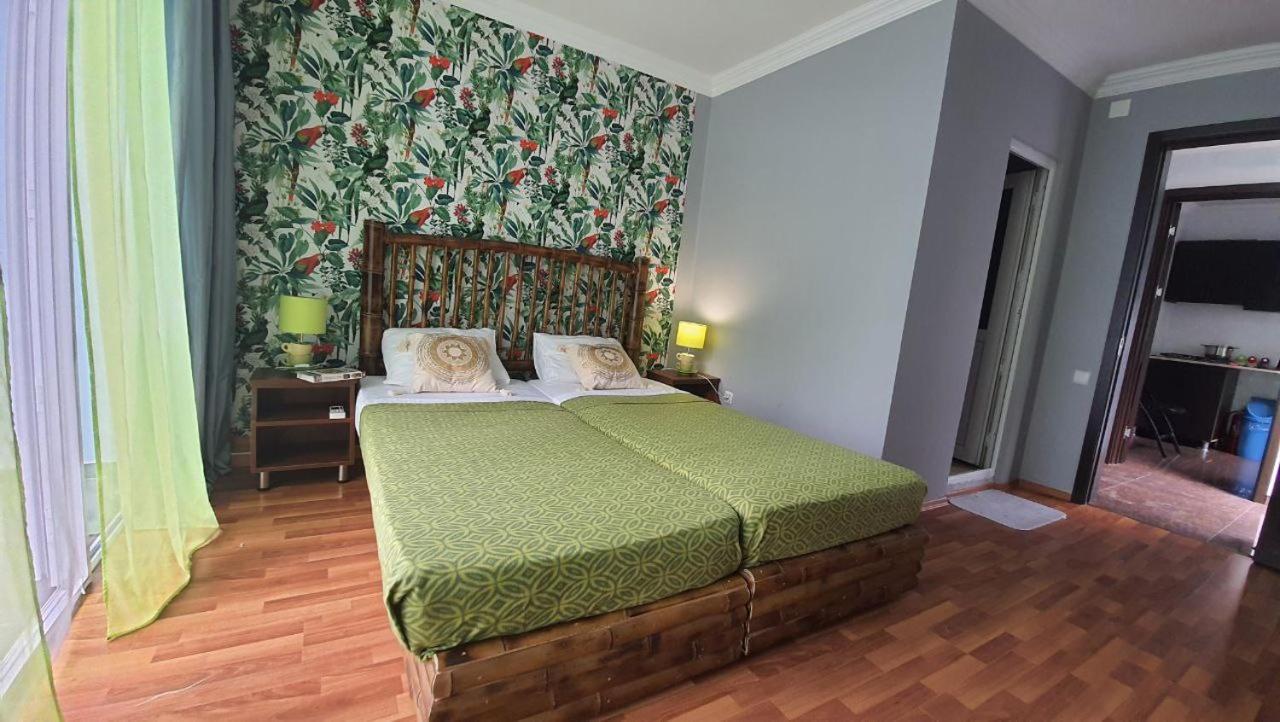 Calypso Kvariati Hotel Екстер'єр фото
