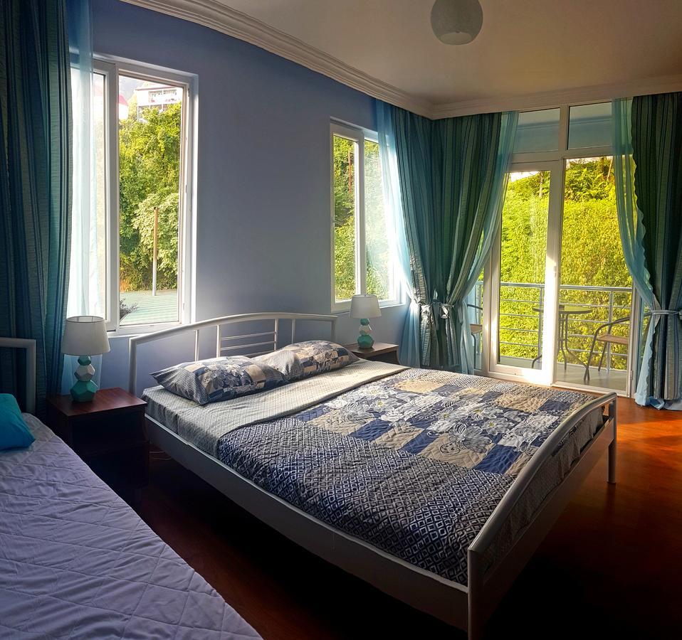 Calypso Kvariati Hotel Екстер'єр фото