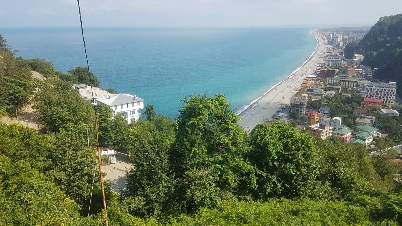 Calypso Kvariati Hotel Екстер'єр фото
